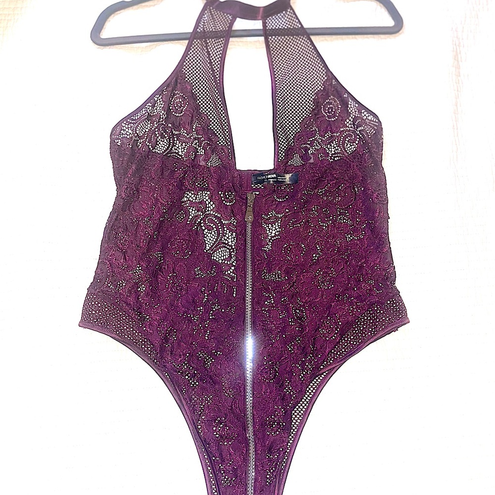 NWOT - Fashion Nova Lace Teddy Bodysuit - L / XL
